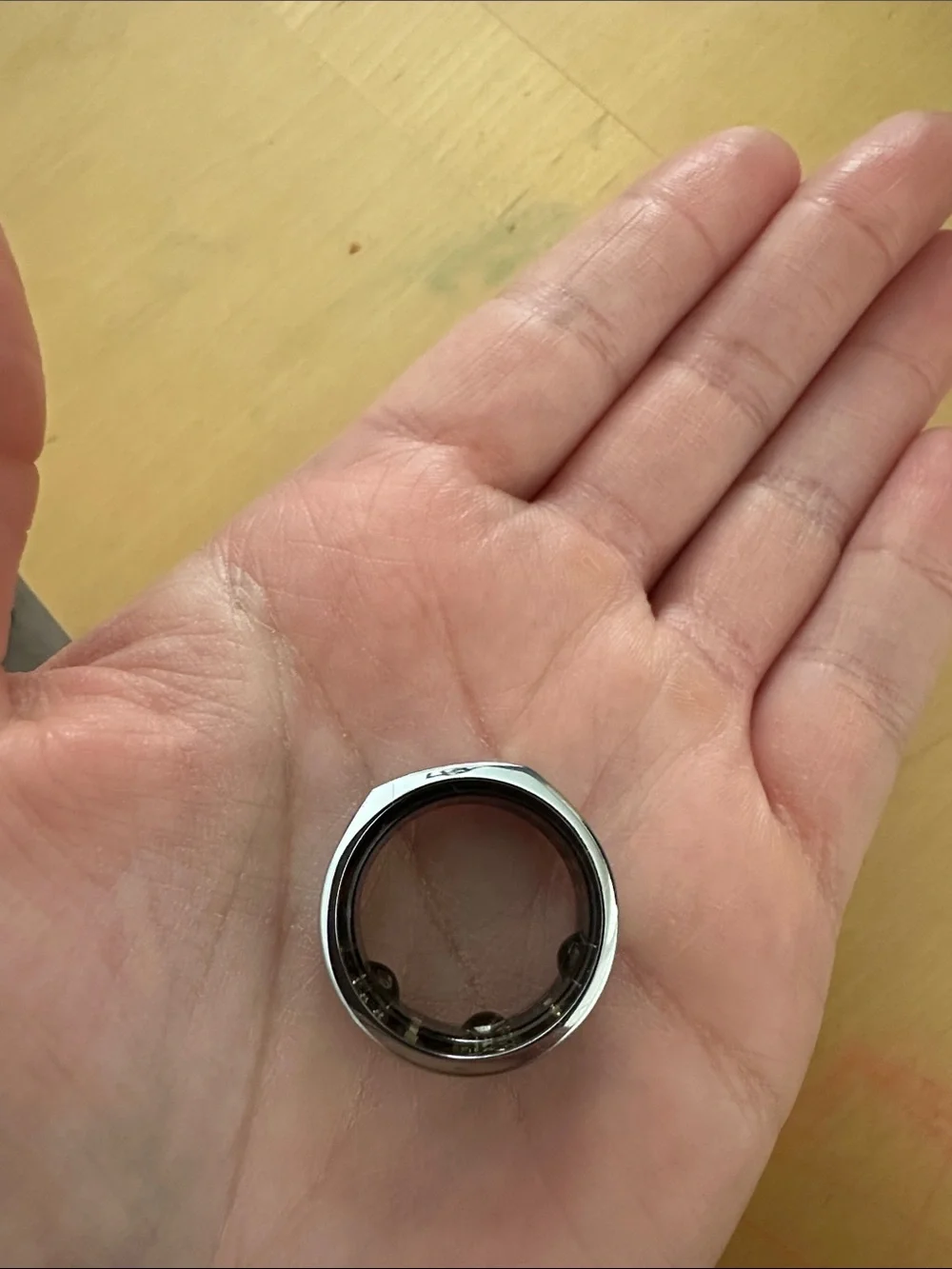 OURA RING GEN 3 SIZE 8